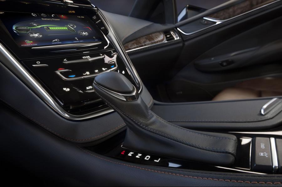  Cadillac ELR 2014 года  (фото 28 из 120)